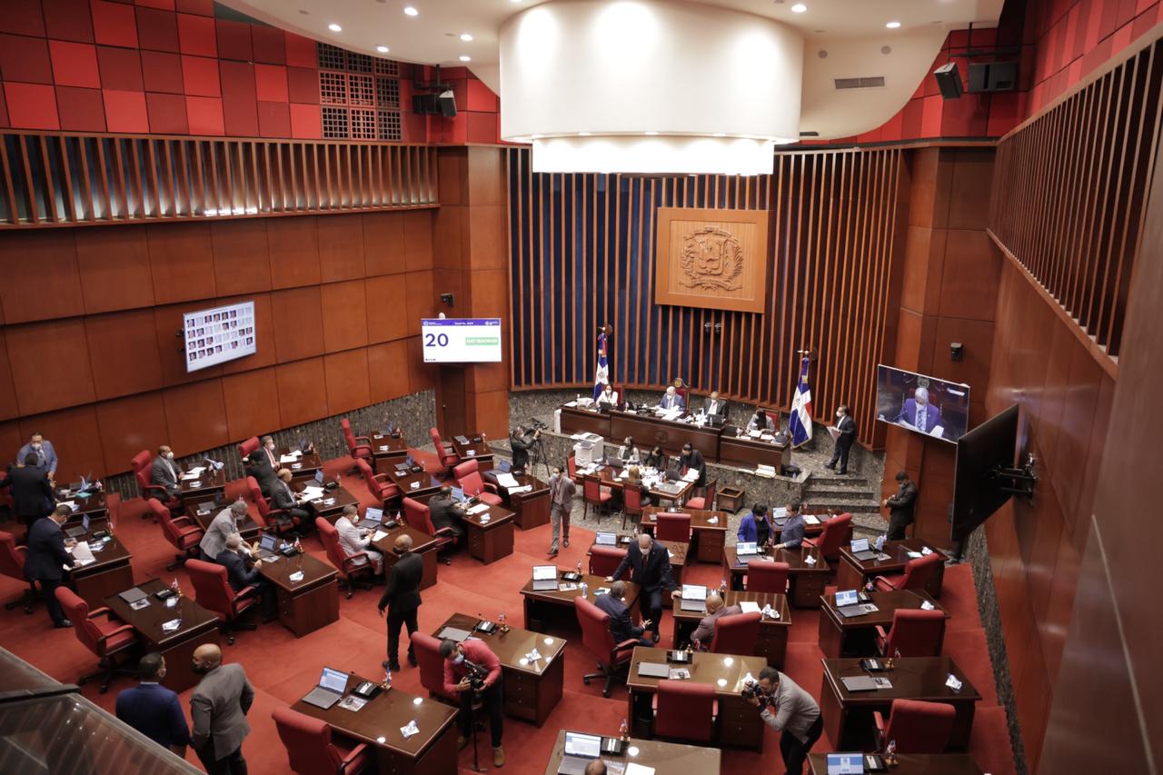 El Senado aprueba en primera lectura el proyecto de Ley de paternidad ...